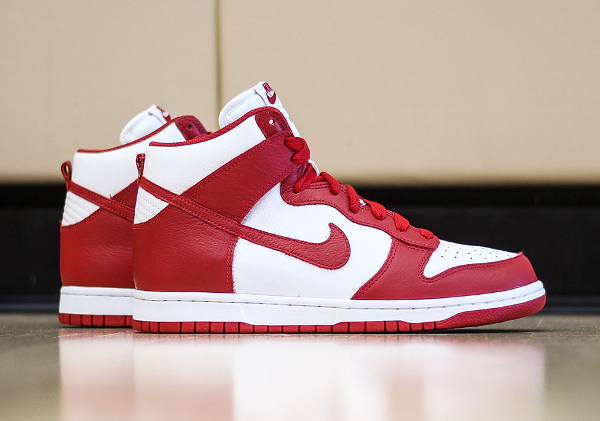 Nike Dunk High Retro QS\