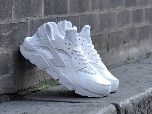 huarache nike blanche