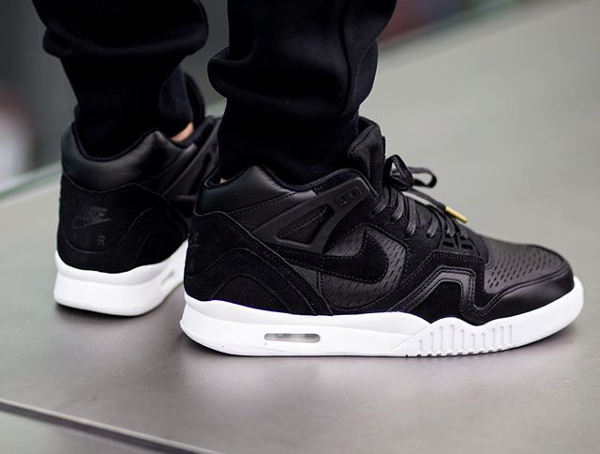 air tech nike