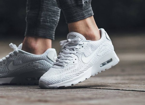 basket Nike Wmns Air Max 90 Ultra Breathe White Pure Platinum (3)