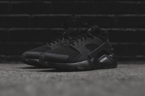 chaussure Nike Air Huarache Ultra Breathe noire (2)