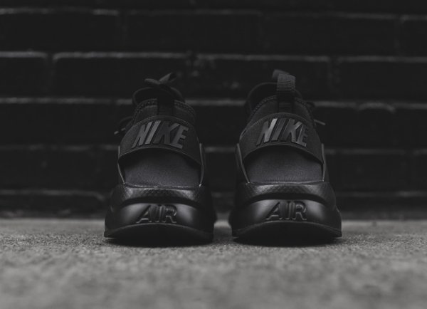 chaussure Nike Air Huarache Ultra Breathe noire (3)