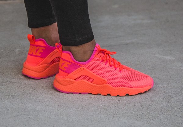 chaussure Nike Air Huarache Ultra Run Total Crimson (femme) (1)