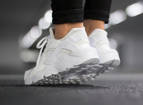 chaussure Nike Air Huarache White (blanc cassé) (3)