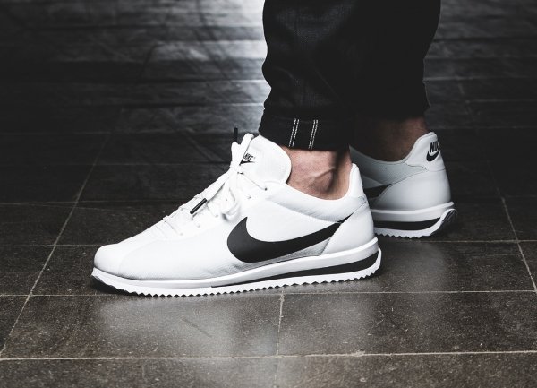 chaussure Nike Cortez Ultra blanche (1)