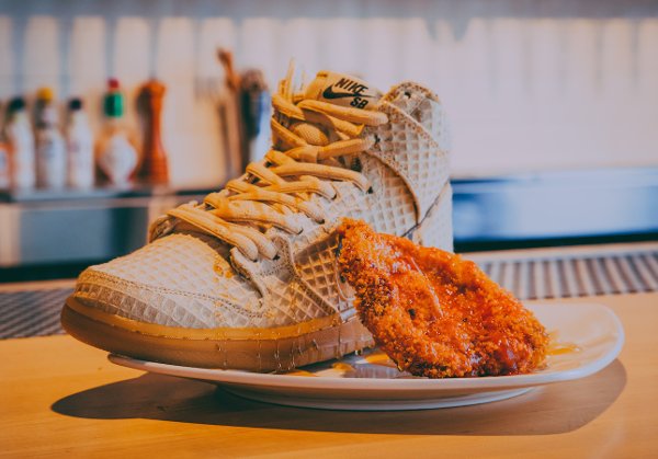 chaussure Nike Dunk High Pro SB Chicken and Waffles (3)