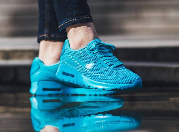 chaussure Nike Wmns Air Max 90 Ultra Breathe Gamma Blue (1)