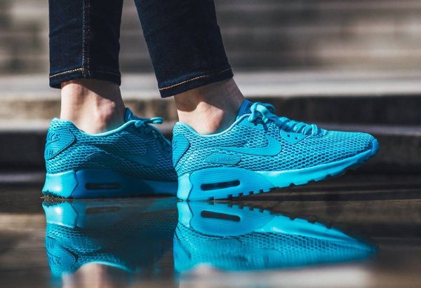 chaussure Nike Wmns Air Max 90 Ultra Breathe Gamma Blue (2)