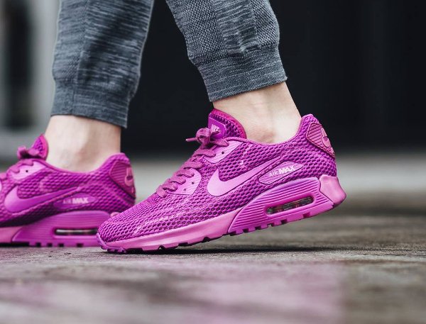 chaussure Nike Wmns Air Max 90 Ultra Breathe Hyper Violet (2)