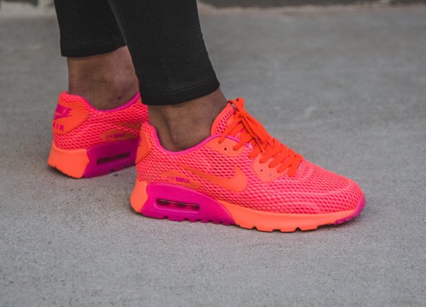 chaussure Nike Wmns Air Max 90 Ultra Breathe Total Crimson (1)