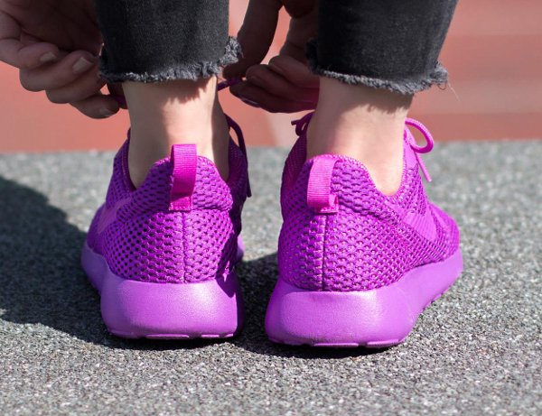 chaussure Nike Wmns Roshe One Hyper BR Ultra Violet (2)