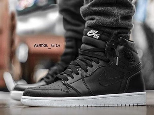 Air Jordan 1 High Retro OG Cyber Monday - @andre_g123