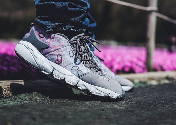 Basket Nike Air Footscape NM Sakura Cool Grey QS (fleurs de cerisier) (4)