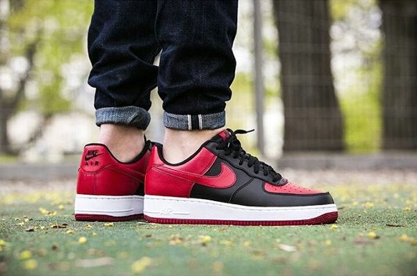 Basket Nike Air Force 1 Low J-pack Bred (2)