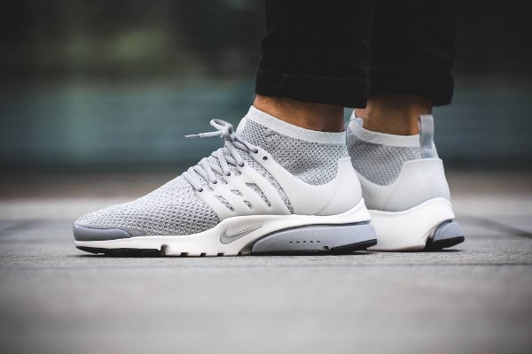 Basket Nike Air Presto Ultra Flyknit Grey (1)