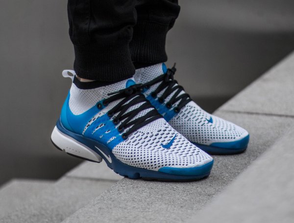 Basket Nike Air Presto Ultra Flyknit White Racer Blue Midnight (4)