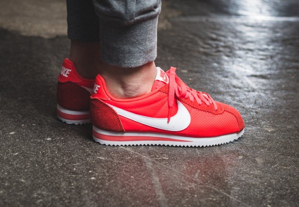 Basket Nike Classic Cortez 15 Nylon Bright Crimson White (3)