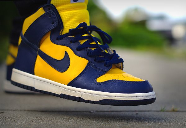 Basket Nike Dunk High Retro Michigan (1)