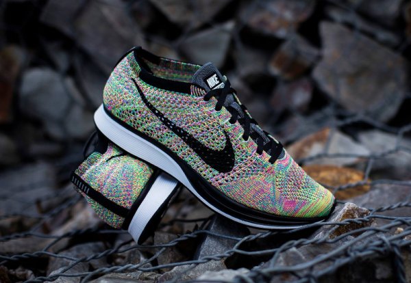 Basket Nike Flyknit Racer Multicolor 3.0 Rainbow Grey Tongue (6)