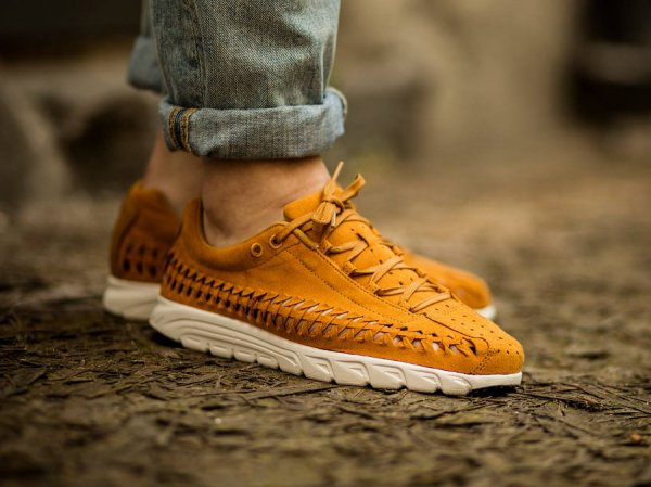 Nike Mayfly Woven QS 'Bronze, Black, Jade Blaze, Black'