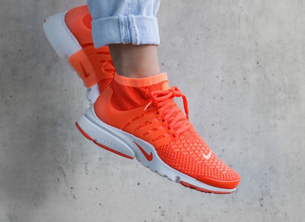 Basket Nike Wmns Air Presto Ultra Flyknit Mango Crimson (femme) (1)