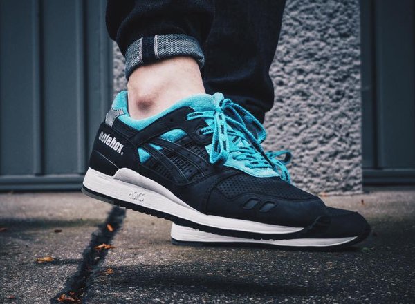 Basket Solebox x Asics Gel Lyte 3 Blue Carpenter Bee (1)