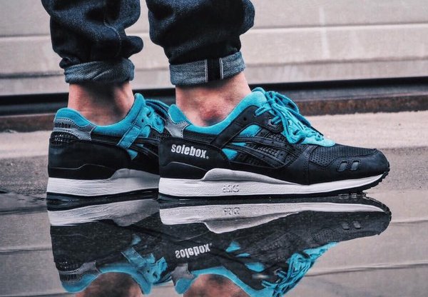 Basket Solebox x Asics Gel Lyte 3 Blue Carpenter Bee (3)