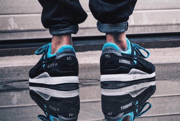 Basket Solebox x Asics Gel Lyte 3 Blue Carpenter Bee (4)