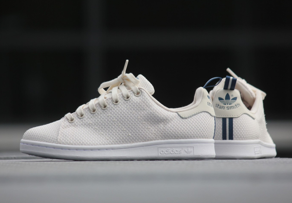 stan smith circular knit chalk white