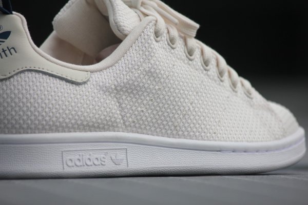 stan smith ck chalk white