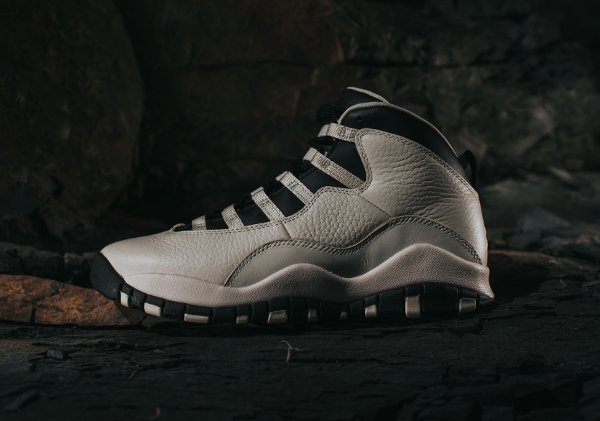 Chaussure Air Jordan 10 Retro Heiress (1)