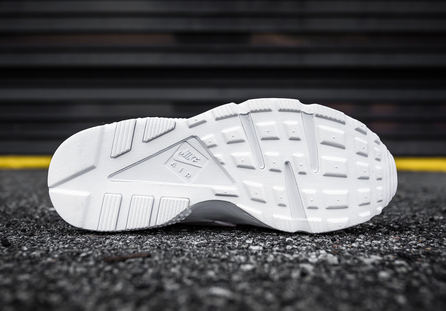 Chaussure Nike Air Huarache Premium White Scales (blanche) (5)