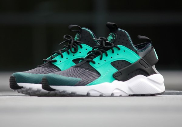 Chaussure Nike Air Huarache Run Ultra Dark Grey Menta (1)