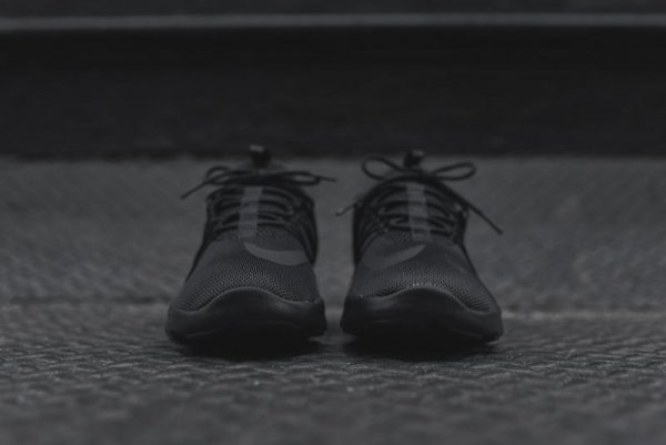 Chaussure Nike Darwin noir Just Do It (3)
