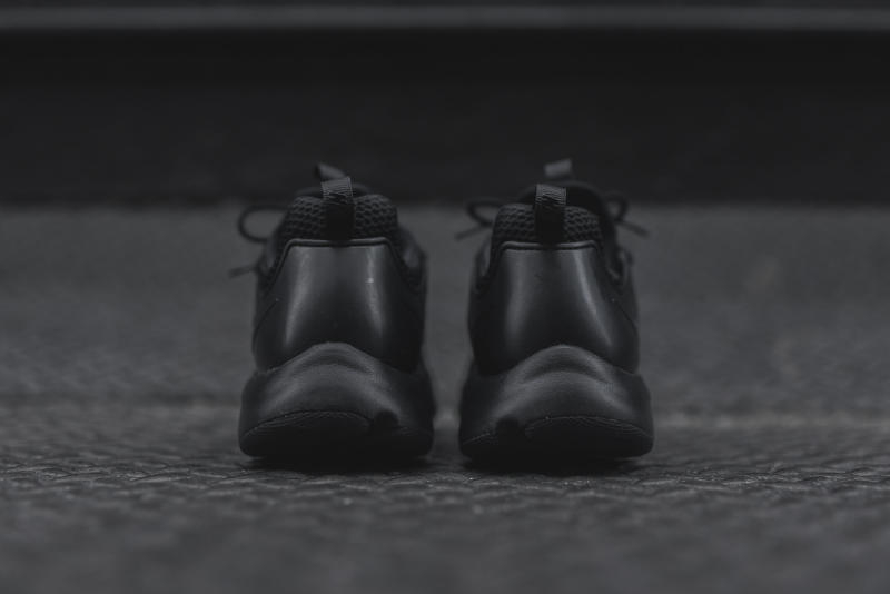 Nike Darwin 2016 Triple Black (Noire)