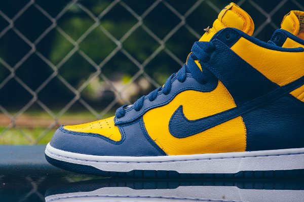 Chaussure Nike Dunk High Retro Michigan (Varsity Maize Midnight Navy) (3)