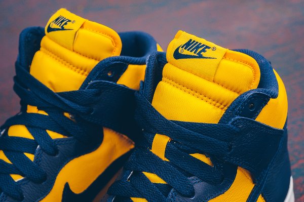 Chaussure Nike Dunk High Retro Michigan (Varsity Maize Midnight Navy) (7)