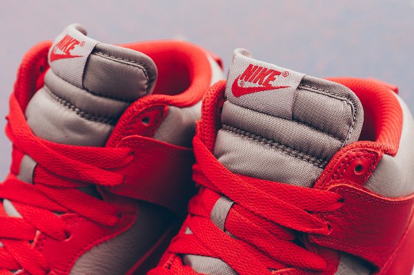 Chaussure Nike Dunk High Retro 'UNLV' (Soft Grey University Red) (6)