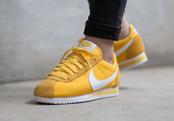 nike cortez bleu jaune jordan