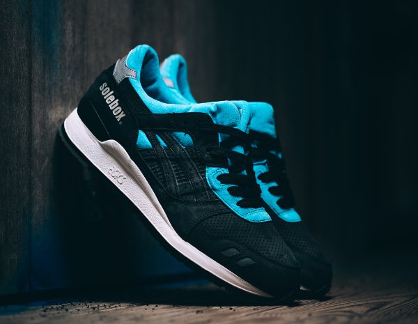 Chaussure Solebox x Asics Gel Lyte 3 Blue Carpenter Bee (1)