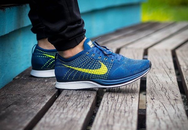 flyknit racer pas cher