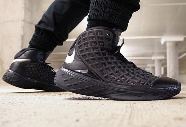 Nike Kobe 3 Black Out - @ray4dashow