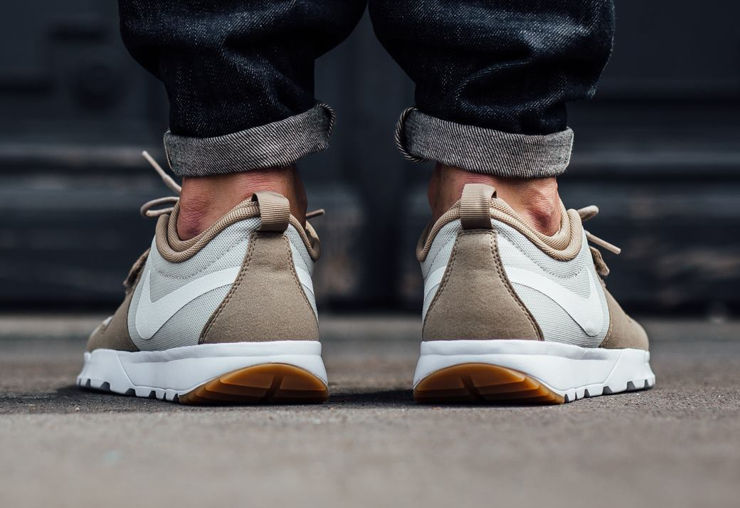 nike trainerendor khaki