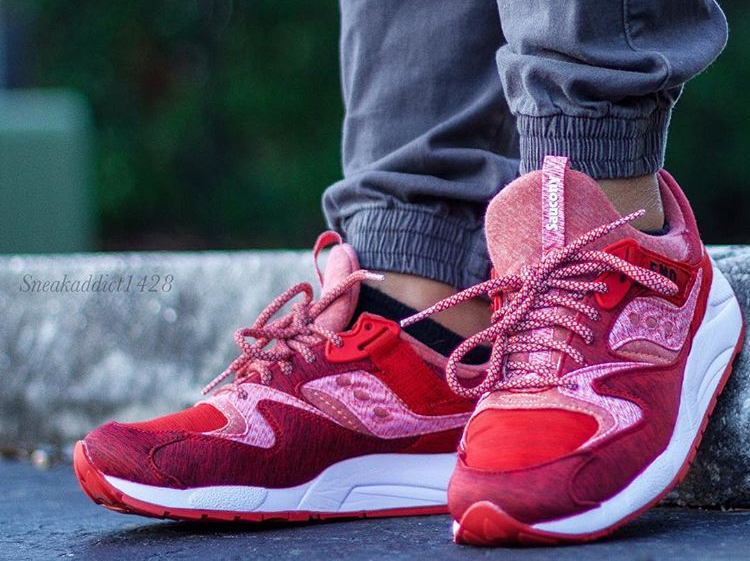 end saucony grid 9000 red nose