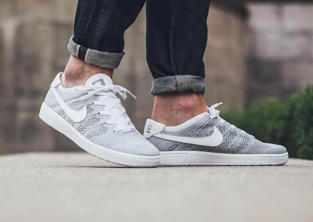 Nikecourt Classic Ultra Flyknit 'Wolf