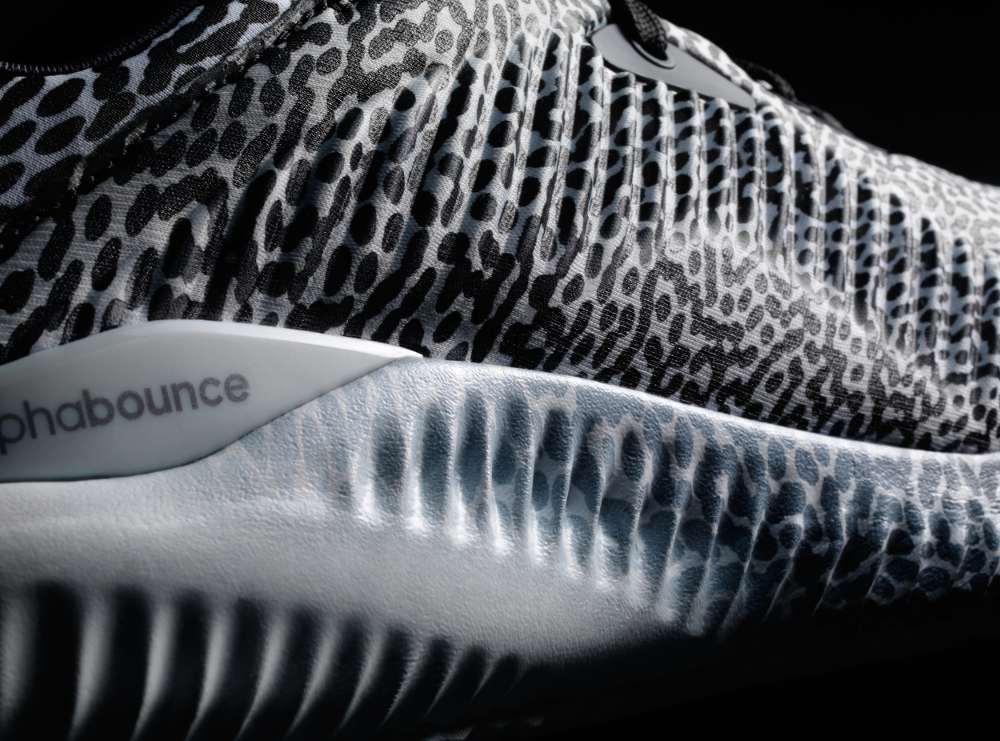 adidas alphabounce zebra