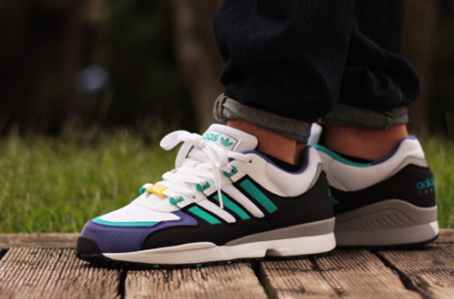 Adidas plays Torsion