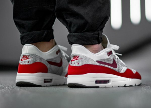 nike air max 1 flyknit oreo