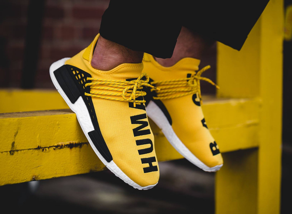 adidas human race jaune