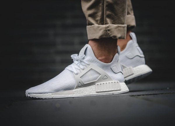 nmd r2 blanche